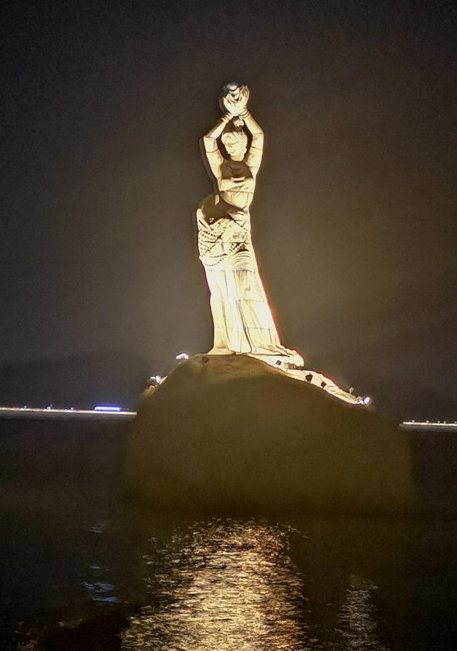 IM电竞 电子竞技平台从城市雕塑可以看出一座城市的气质哪个雕塑给你印象深刻？(图2)
