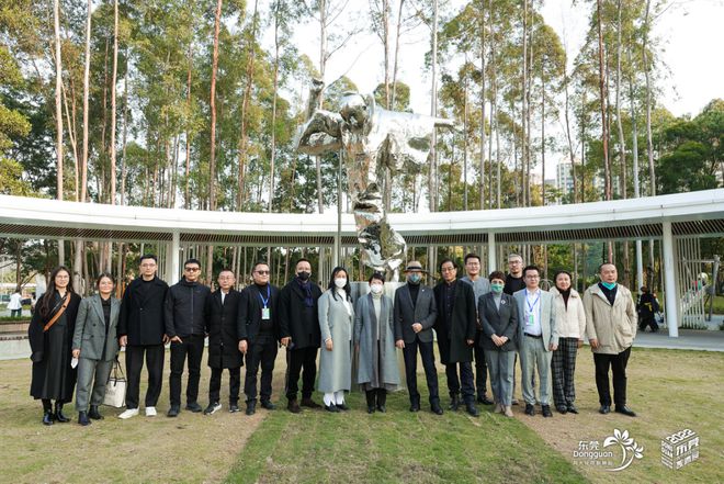 IM电竞 IM电竞平台12件雕塑作品坐落黄旗南东莞首届城市空间艺术邀请展开幕（附视频）(图7)