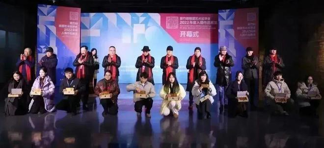 “曾竹韶雕塑艺术IM电竞 IM电竞平台奖学金”2022年度入围作品展览在大同开幕(图9)